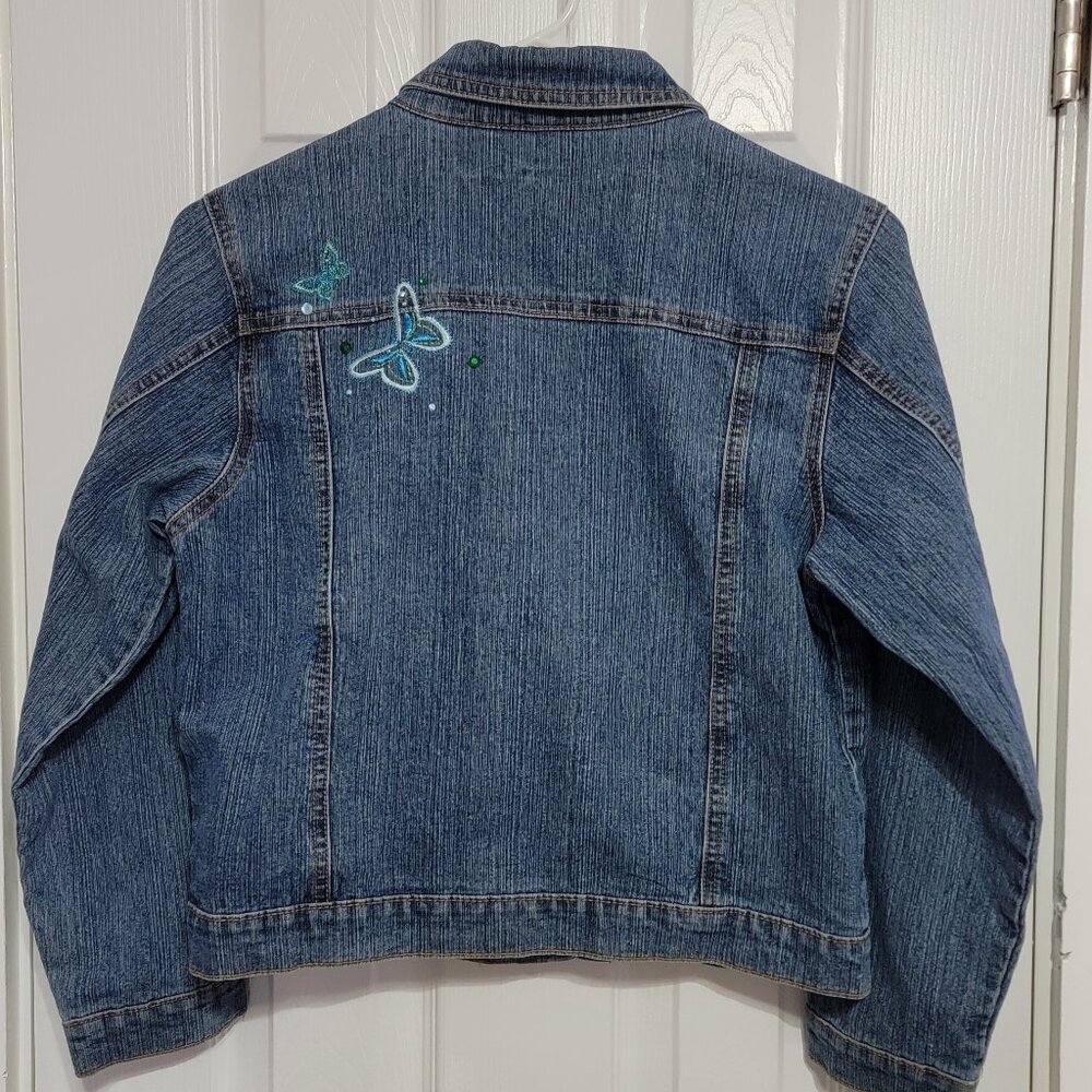 Arizona Jean Co. Juniors/Girls Medium Jean Jacket. Embroidered Butterflies. - Picture 4 of 9